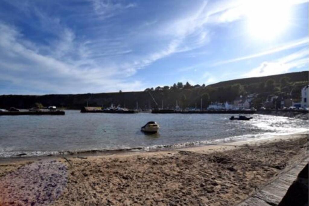 Stonehaven Ground Floor Home With A Spectacular Harbour View. Exterior foto
